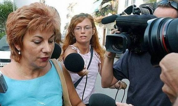 Dolores Vázquez, perseguida por los medios, durante el juicio por el caso Wanninkhof / ARCHIVO