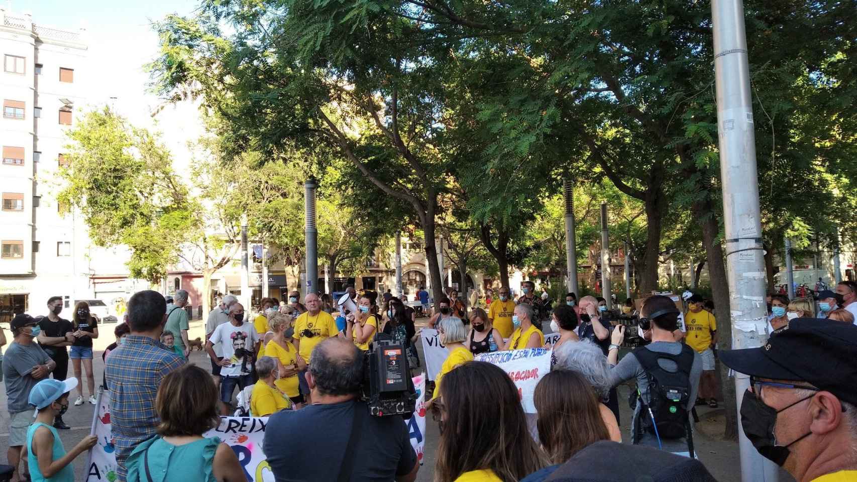 Manifestación contra los botellones en la Barceloneta / SINDICAT D'HABITATGE DE LA BARCELONETA