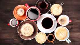 Varias tazas de café en una imagen de archivo / Getty Images