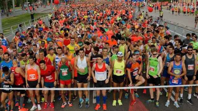 Corredores en la 'cursa' DIR-Guardia Urbana en 2018 / 'CURSA' DIR-GUARDIA URBANA