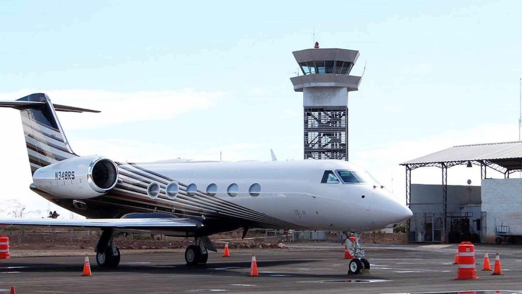Imagen de un jet privado en una imagen de archivo