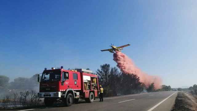 Avión de vigilancia de los Bomberos / BOMBERS