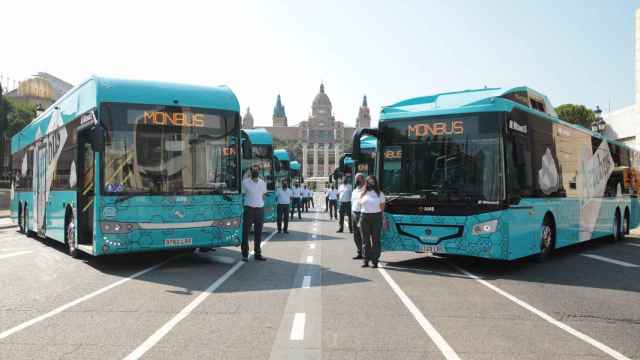 El Aerobús de Barcelona funcionará 24 horas al día y estrena 33 vehículos sostenibles / AMB