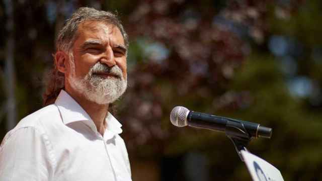 Jordi Cuixart, pregonero de las fiestas de Gràcia / EFE - ALEJANDRO GARCÍA