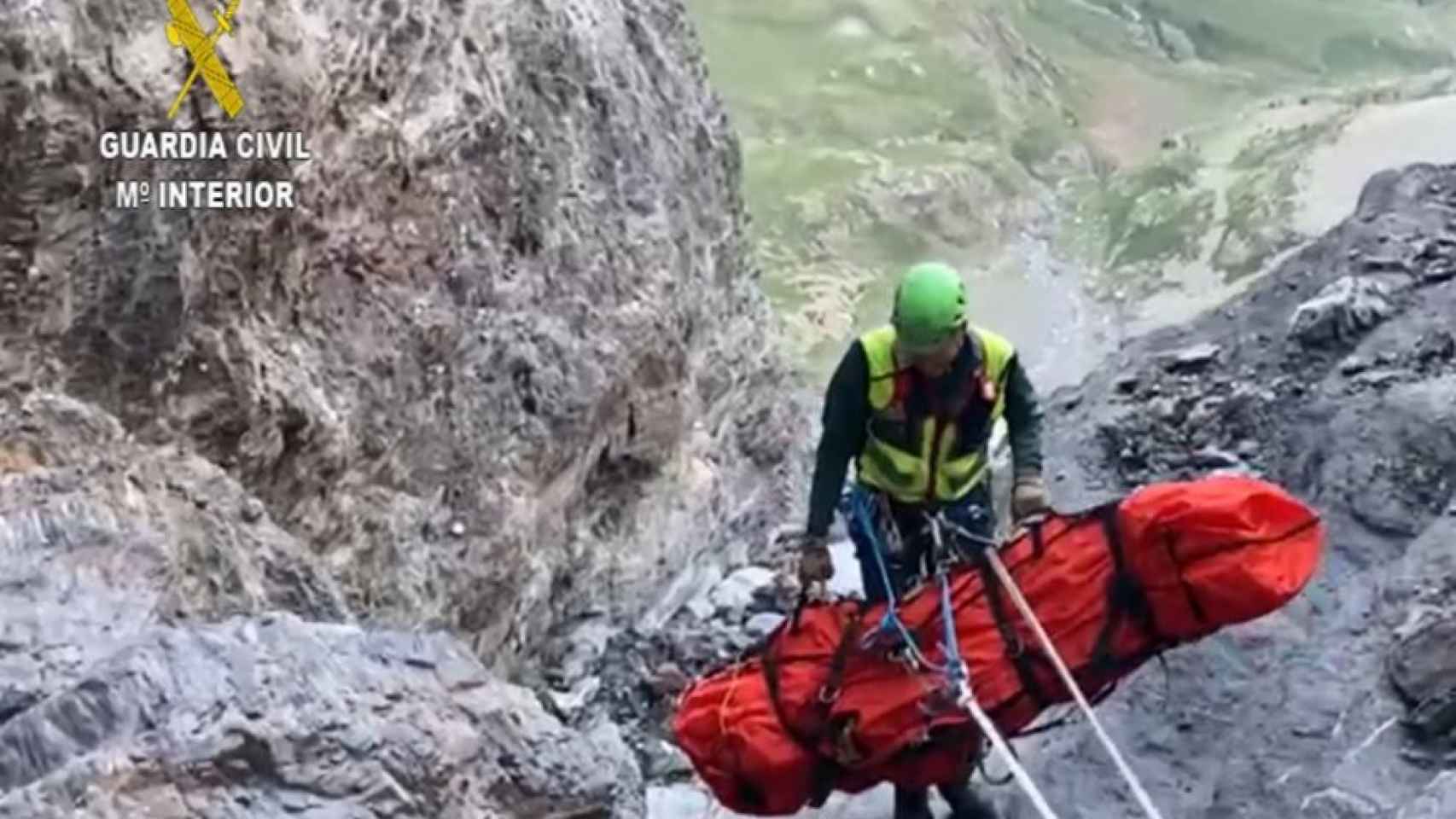 Rescate del montañero de Barcelona muerto en Huesca / GUARDIA CIVIL