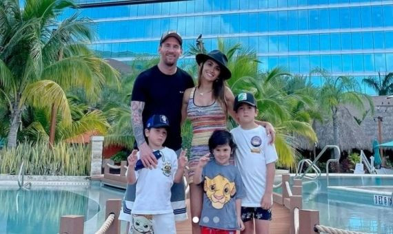 Messi y su familia durante sus vacaciones / RRSS