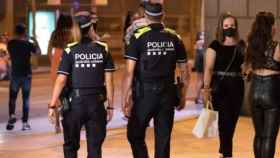Agentes de la Guardia Urbana en Ciutat Vella / EUROPA PRESS