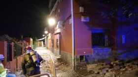 Explosión en una vivienda de Sabadell / BOMBERS
