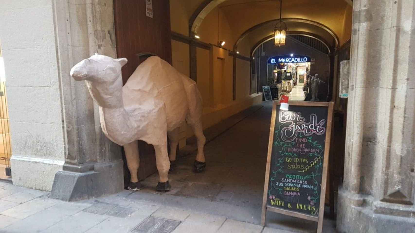 'El Camello' de Portaferrissa / VIAJAR Y TRABAJAR