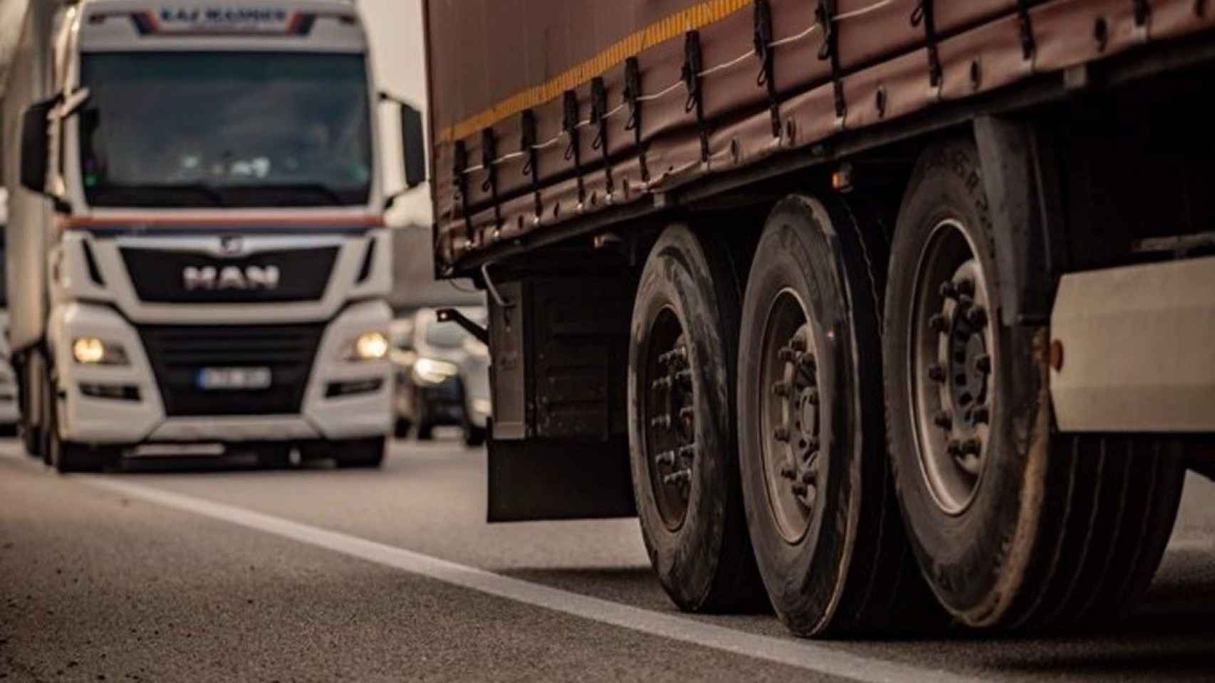 Transportistas en carretera / EUROPA PRESS