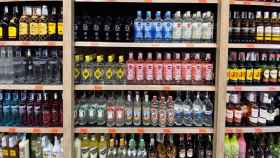Pasillo de bebidas alcohólicas en un supermercado / Eduardo Parra - Europa Press