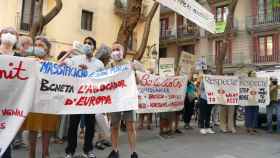 Manifestación contra los botellones en Ciutat Vella