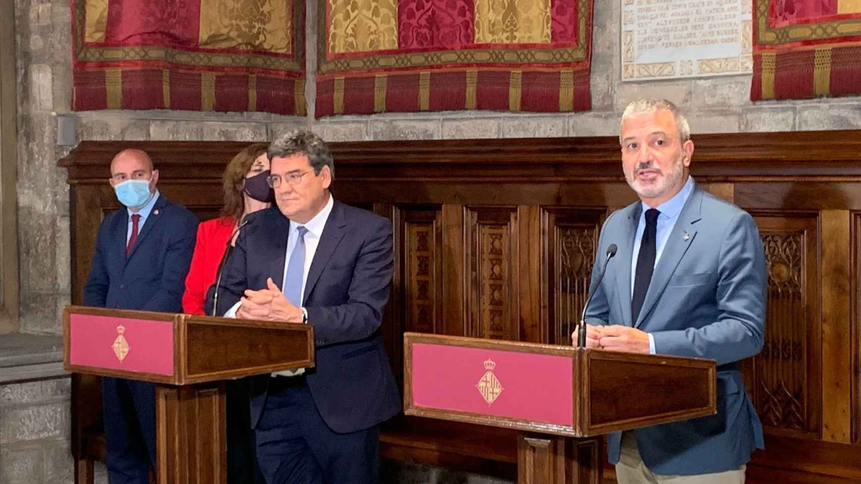 El ministro de Inclusión, Seguridad Social y Migraciones, José Luis Escrivá, y el primer teniente de alcalde, Jaume Collboni en Barcelona / @JAUMECOLLBONI