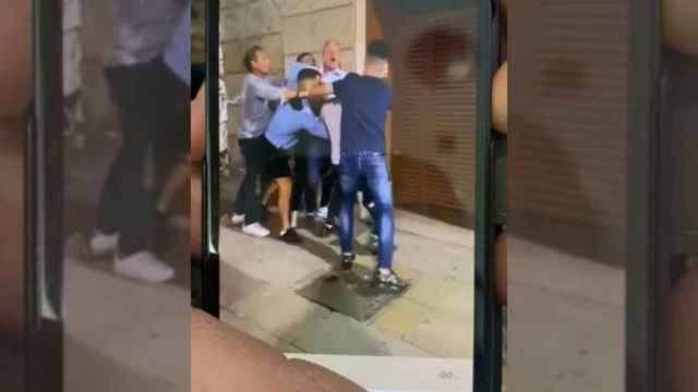 Robo con violencia a un turista en una noche de vandalismo en Barcelona / RRSS