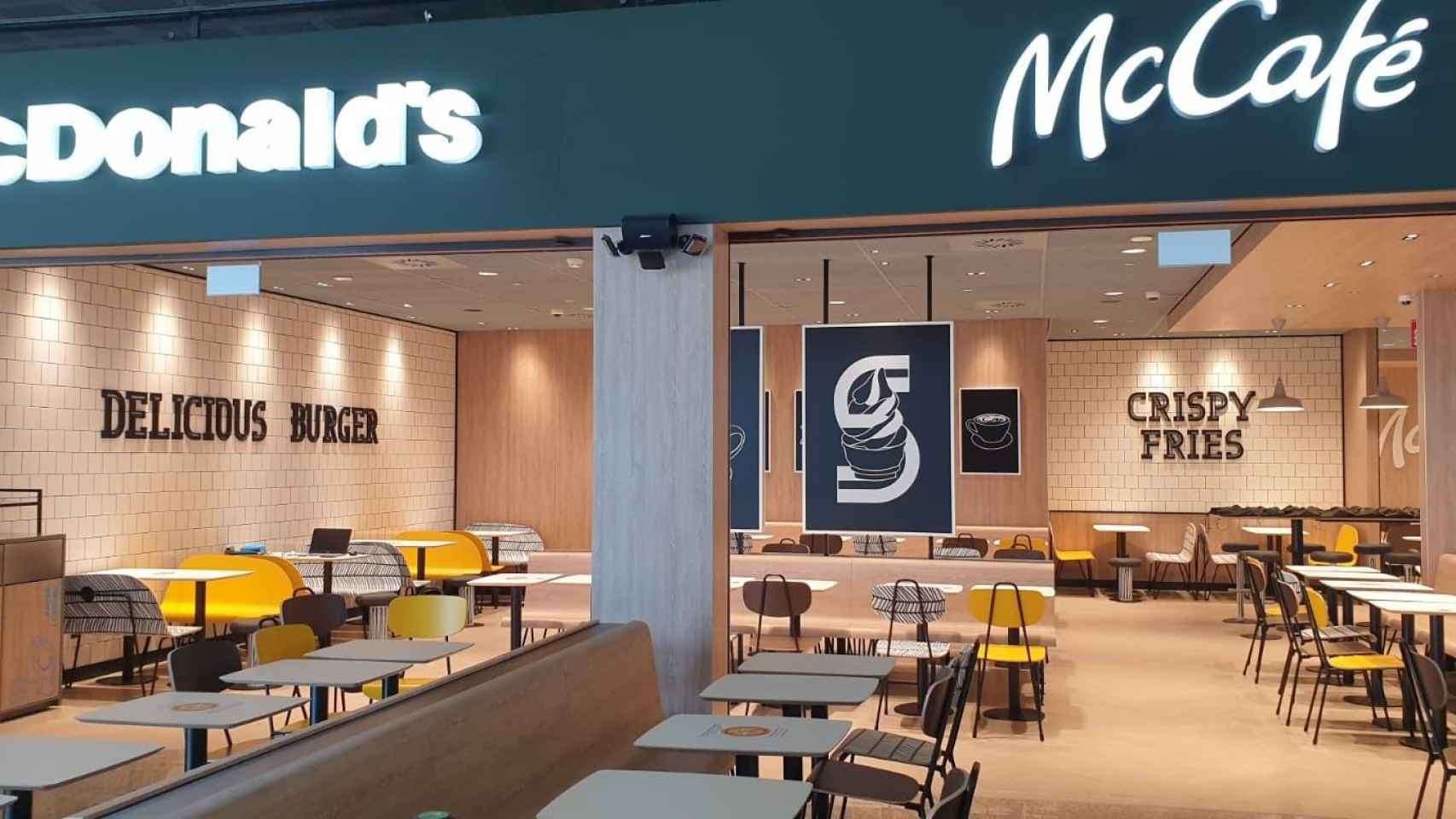 Exterior del nuevo restaurante de McDonald's en Barcelona / CEDIDA