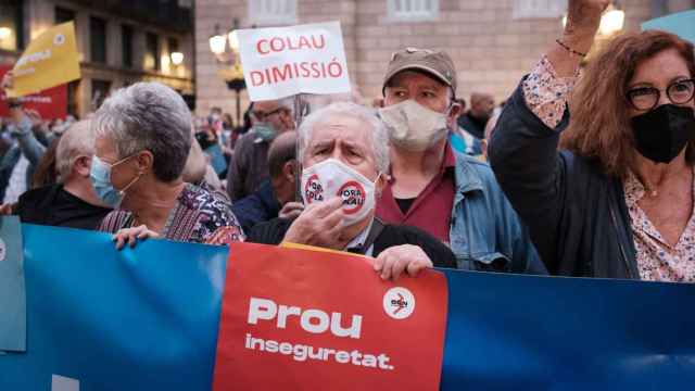 Manifestantes en la concentración de 'Barcelona és imparable' / PABLO MIRANZO