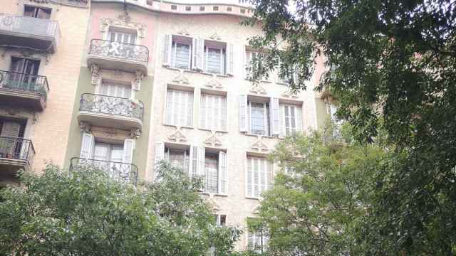 Fachada de la Casa Granell, un edificio modernista discreto / INMA SANTOS