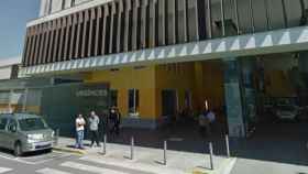 Urgencias del hospital Parc Taulí de Sabadell, donde atendieron a la joven que cayó por un barranco / GOOGLE STREET VIEW