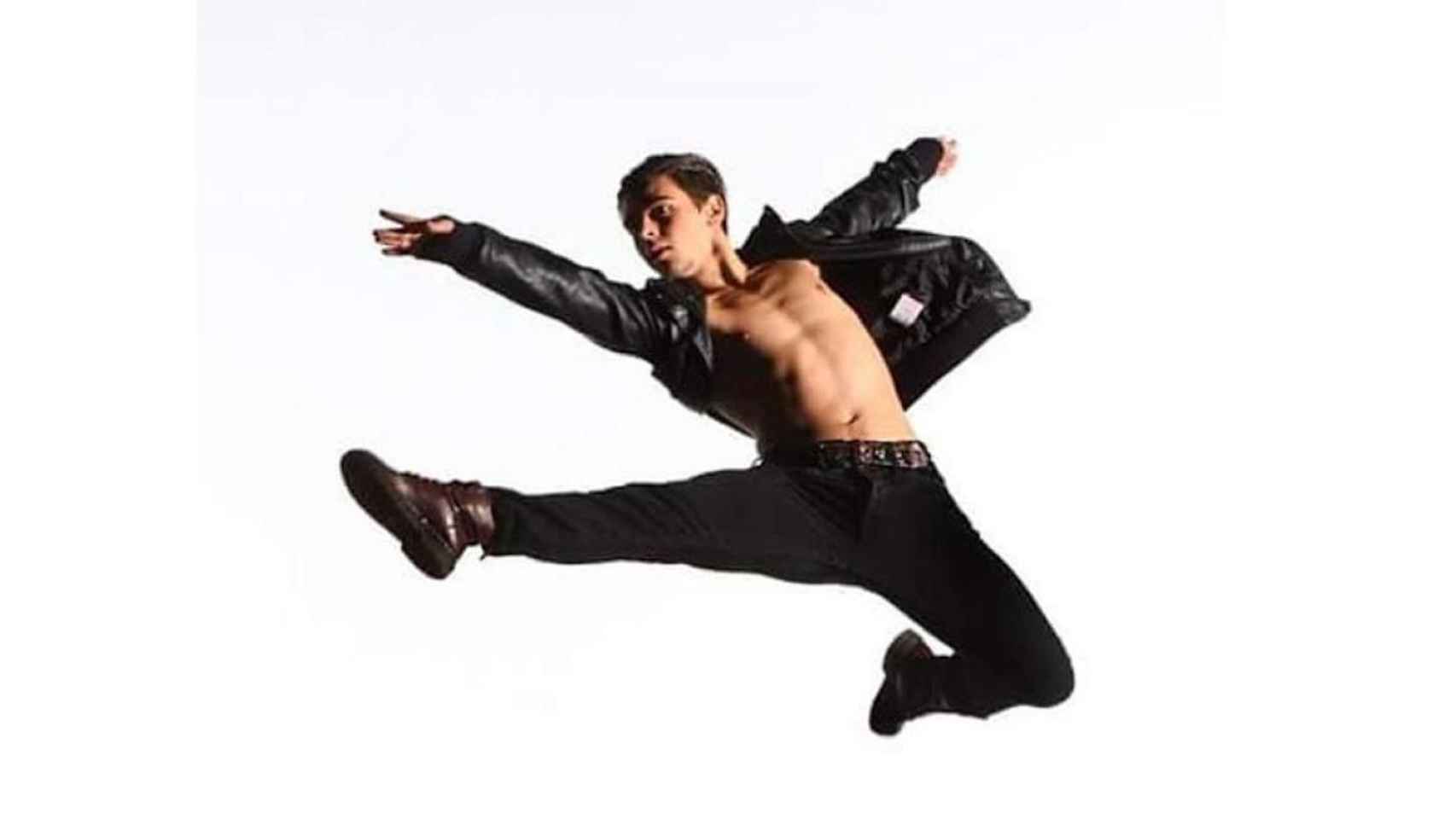 Arnau Galindo, el bailarín de Gavà fallecido en un accidente en Arabia Saudí