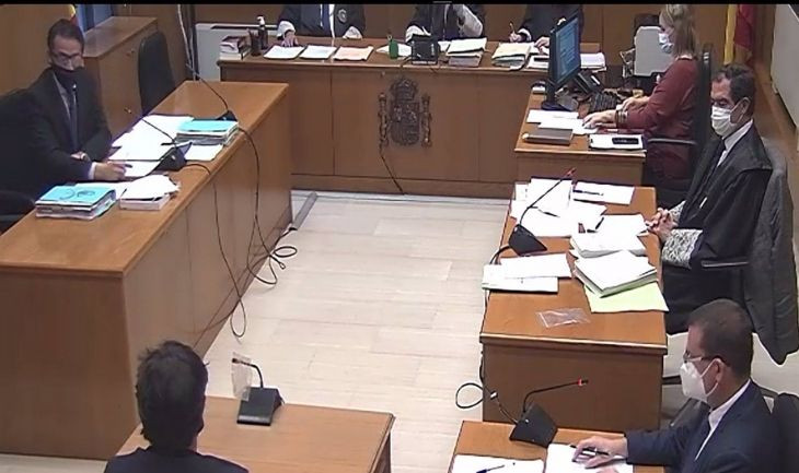 Juicio en la Audiencia de Barcelona a un hombre acusado de estafar a su pareja, el 28 de octubre de 2021 / TSJC