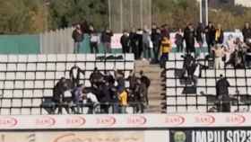 Pelea durante el partido entre L'Hospitalet y el Sant Andreu / betevé