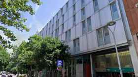 El edificio vacío de la calle Londres que será un instituto escuela / GOOGLE STREET VIEW