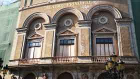 Fachada principal del Teatre Principal, situado en la Rambla / INMA SANTOS