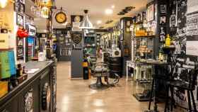 Interior de The Barber Job, una barbería que nació en Argentina y cuenta con un local en Barcelona / THE BARBER JOB