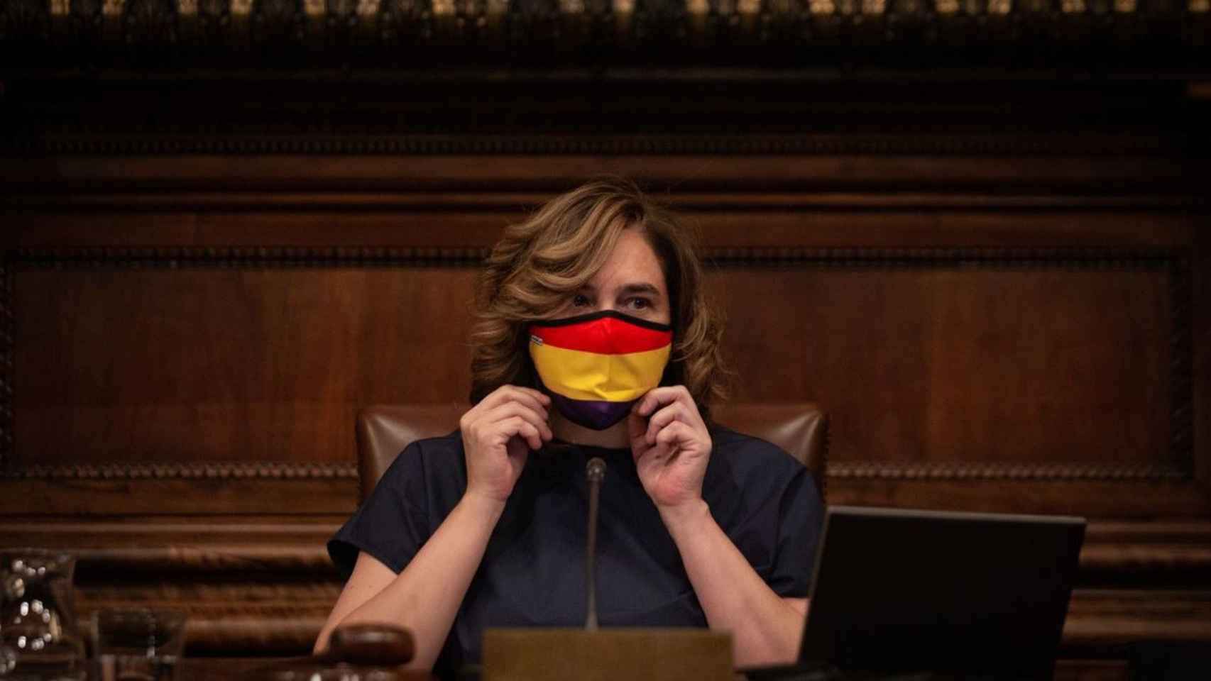 Ada Colau durante un pleno en Barcelona / EUROPA PRESS