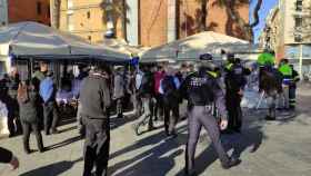 Fuerte despliegue policial para desalojar el restaurante Salamanca de Barcelona / AYUNTAMIENTO DE BARCELONA