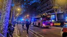 Incendio en la ronda de Sant Pau de Barcelona / METRÓPOLI