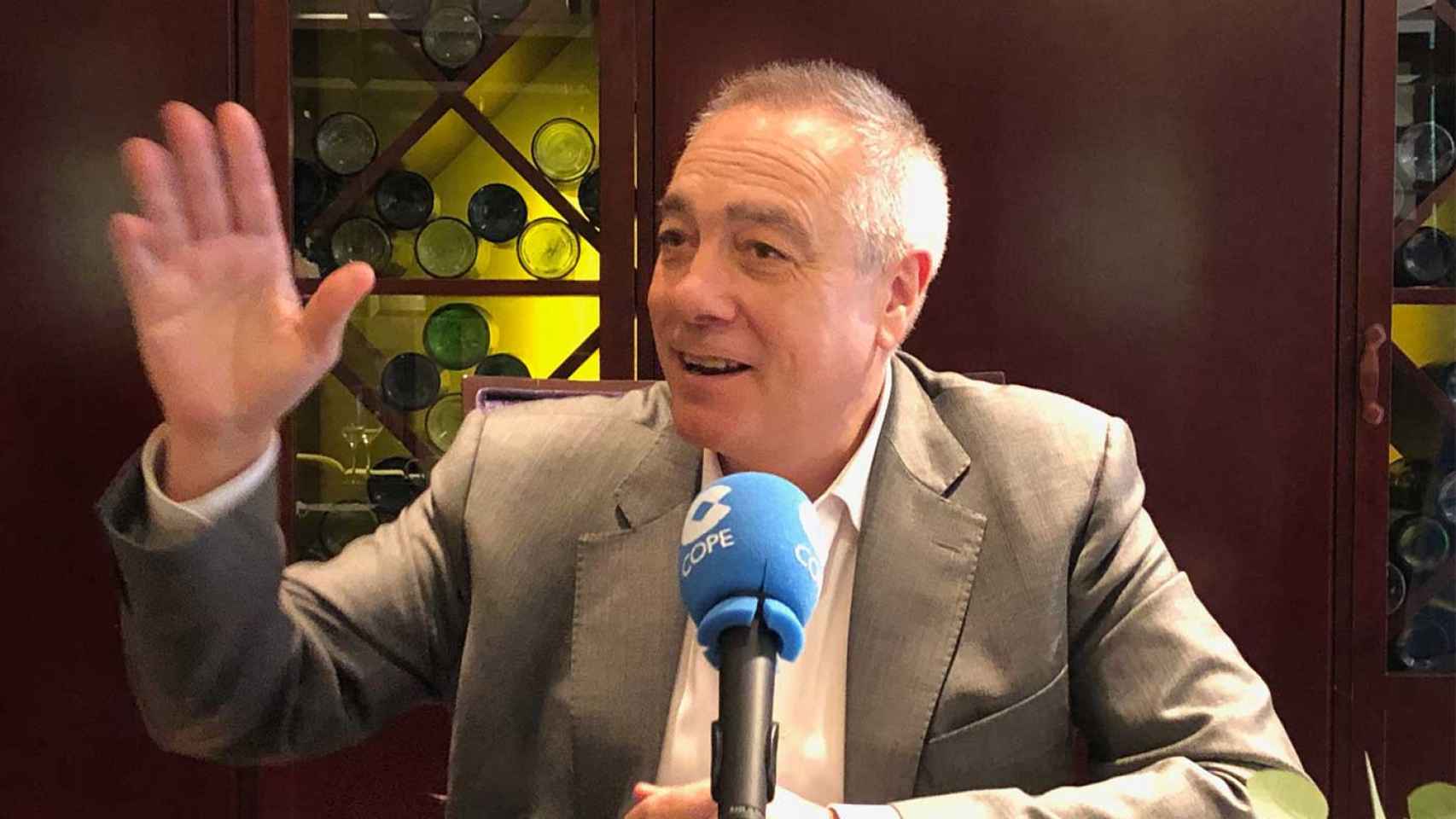 Pere Navarro, delegado del Gobierno del Consorci de la Zona Franca, en la entrevista con la Cadena Cope y Metrópoli / MA