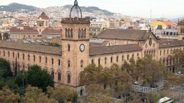 Edificio Histórico de la Universitat de Barcelona / UNIVERSITAT DE BARCELONA