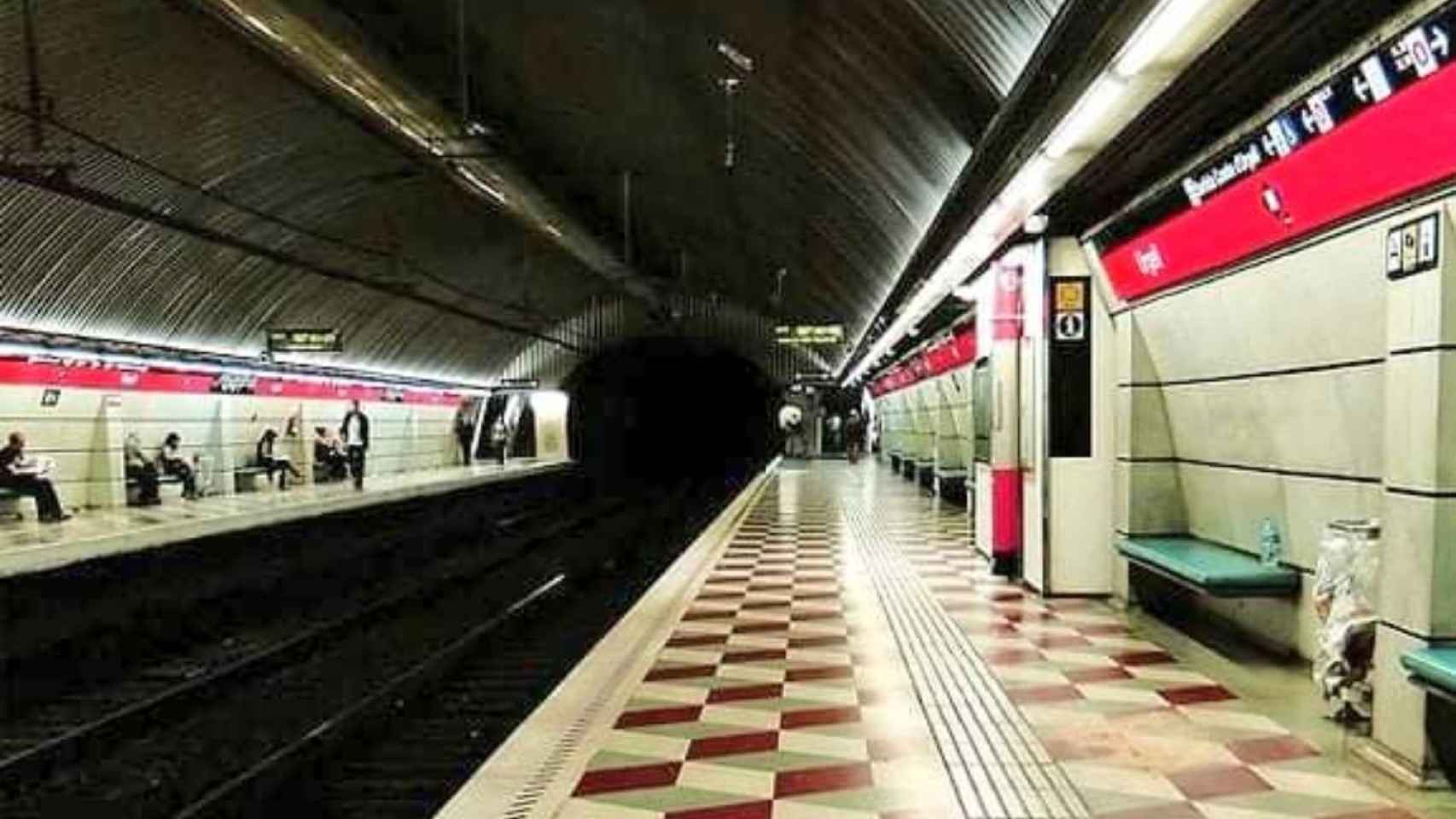 La estación del metro Urgell / TWITTER
