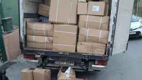 Camión cargado con mil cajas de medicamentos irregulares en Nou Barris / GUARDIA URBANA