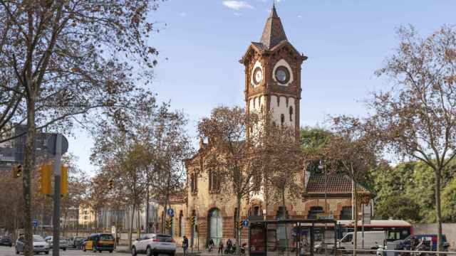 La estación de la Magoria durante un día soleado / INMA SANTOS