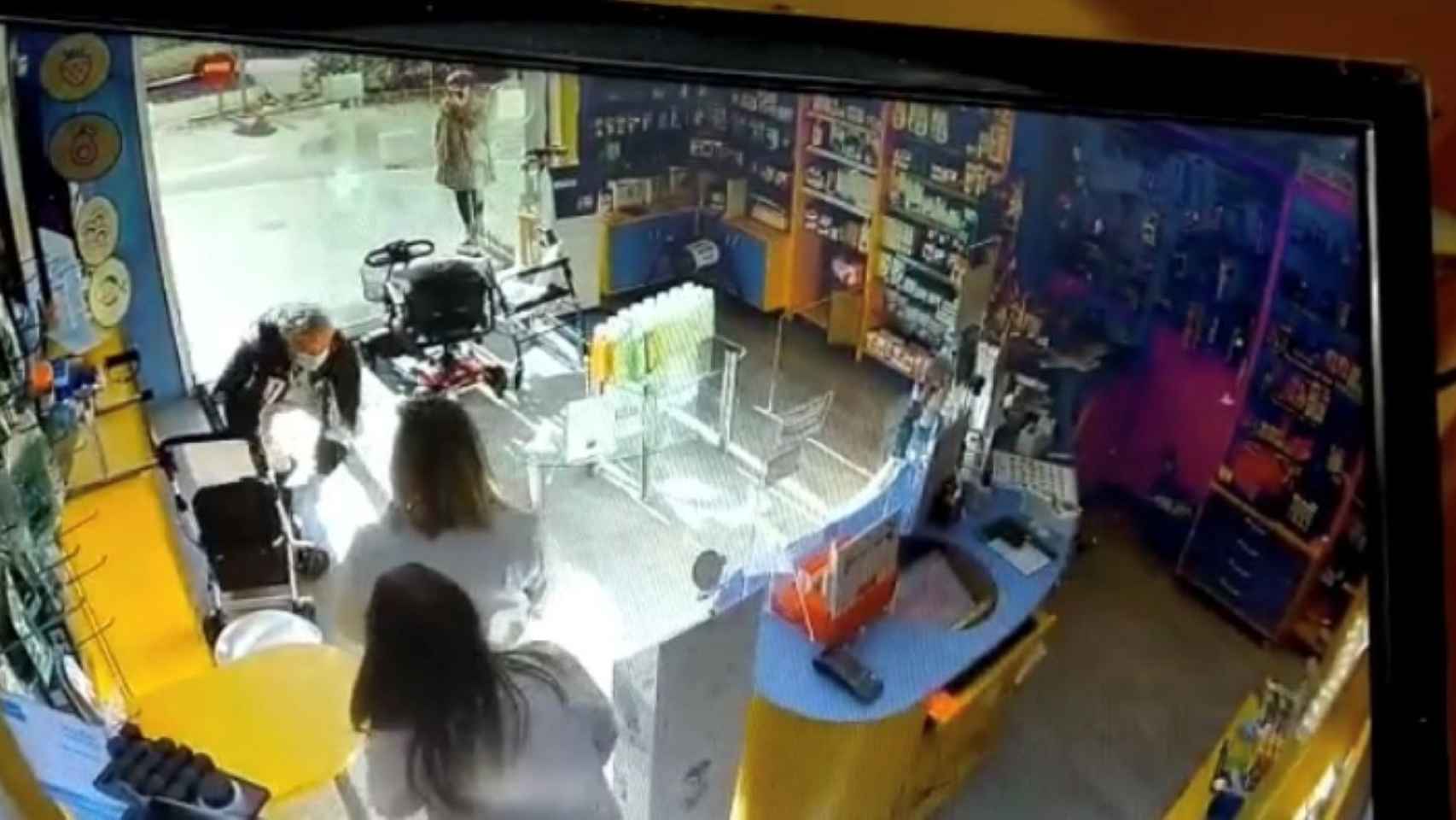 Imagen de archivo de un robo en una farmacia de L'Hospitalet de Llobregat