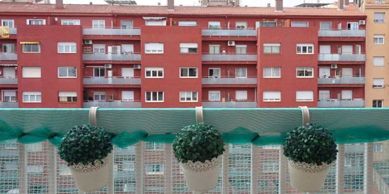 Bloque de viviendas en Ciutat Meridiana de Barcelona