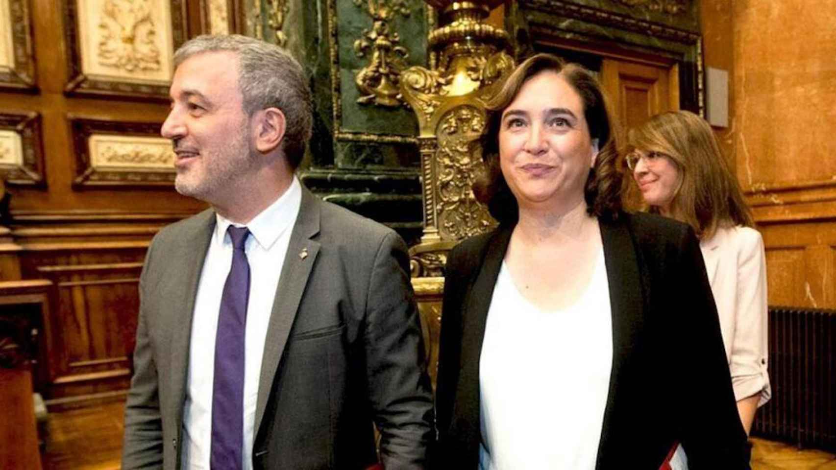 Jaume Collboni y Ada Colau, en el Ayuntamiento / EFE