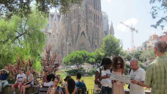 Turistas en Barcelona en una imagen de archivo / EUROPA PRESS