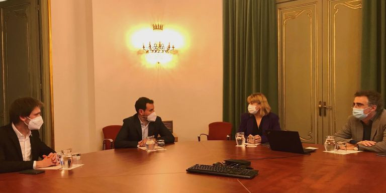 La consellera Natàlia Garriga reunida con el alcalde de Badalona para abordar el 'hub' en las Tres Xemeneies / AYUNTAMIENTO DE BADALONA