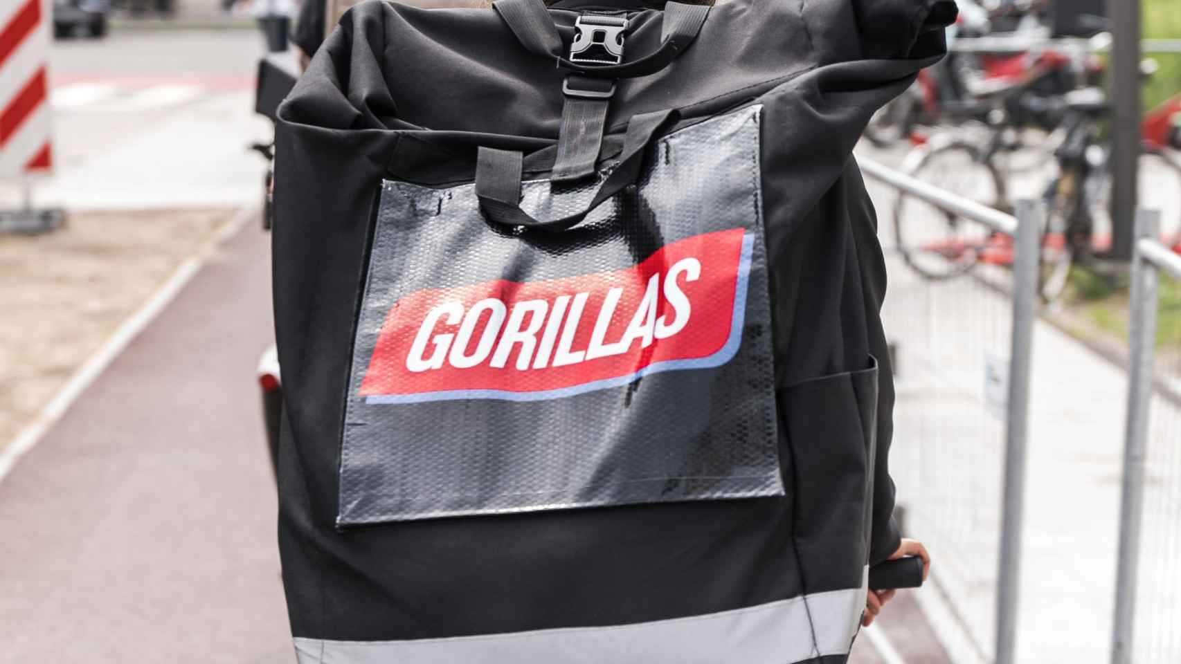 Rider de Gorillas con la mochila de reparto / CEDIDA