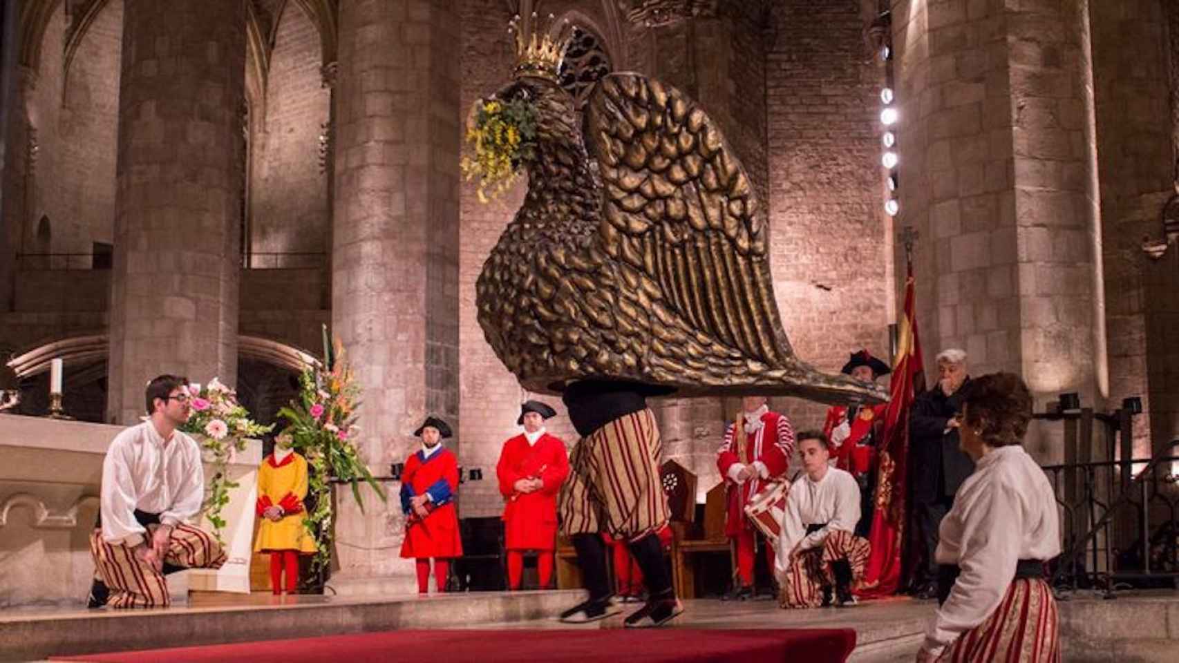 Baile del Águila tradicional en las fiestas de Santa Eulàlia / AJUNTAMENT DE BARCELONA