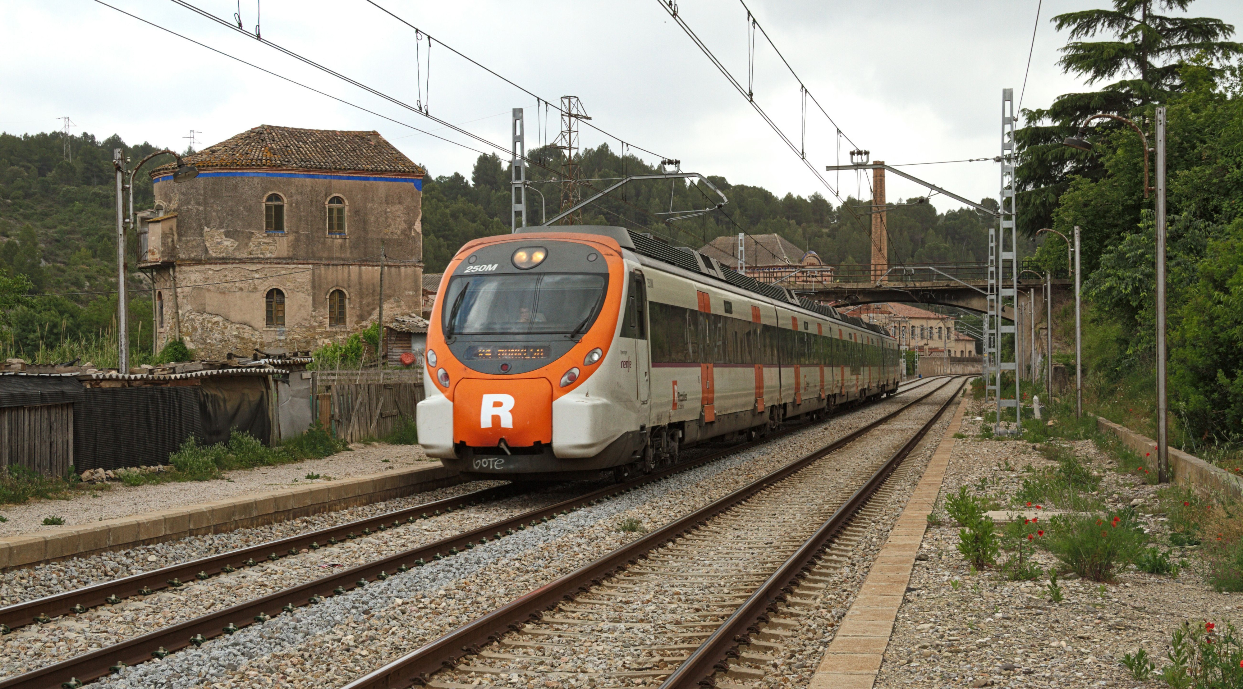 Un tren de la R4 de Rodalies / RENFE