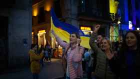 Un grupo de personas se manifiesta contra el ataque ruso a Ucrania / EUROPA PRESS - David Zorrakino