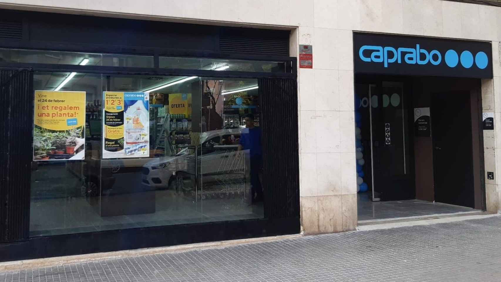 Nuevo Caprabo en Cornellà de Llobregat / CAPRABO