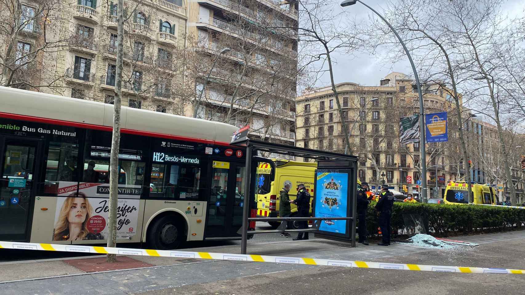 Accidente entre Gran Via y Urgell de Barcelona / METRÓPOLI
