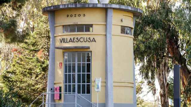 Pozo de Aigües de Barcelona en la Central Cornellà: Cuidar el agua subterránea tiene mucha importancia en la lucha contra el cambio climático / AIGÜES DE BARCELONA