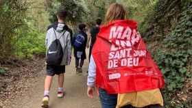 Un grupo de personas participa en la carrera solidaria 'Magic Line' organizada en el Hospital Sant Joan de Déu, en Barcelona / EUROPA PRESS