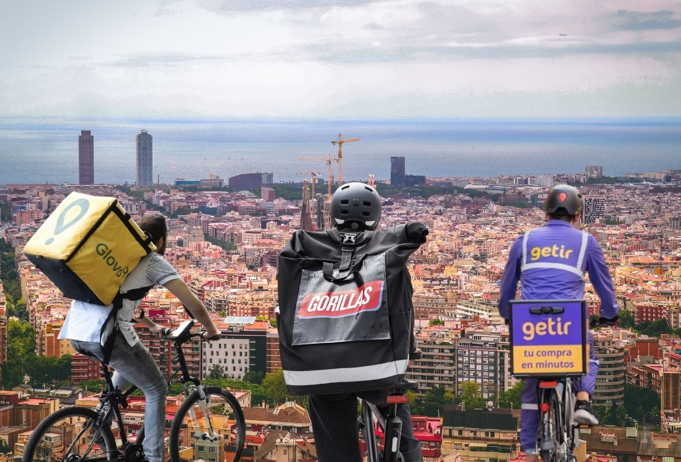 El futuro del 'delivery' en Barcelona: ¿Adiós a los repartos 'express'? / FOTOMONTAJE METRÓPOLI